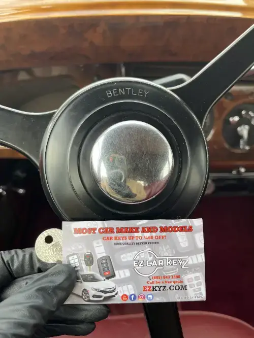 Bentley Smart Key On Sedan Cup Holder - EZ Car Keyz North Ranch, Thousand Oaks