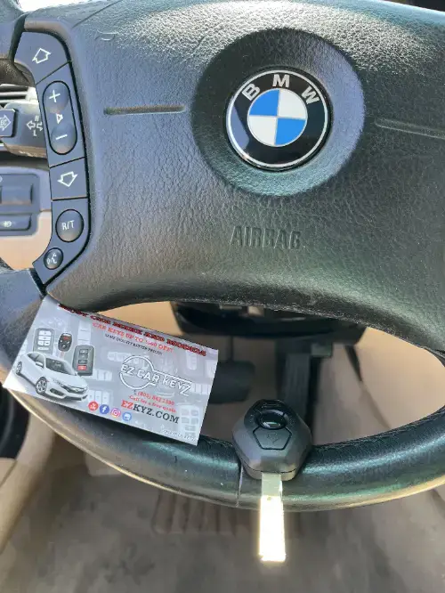 Bmw Flip Key On Sedan Armrest - EZ Car Keyz Matilija, Ojai