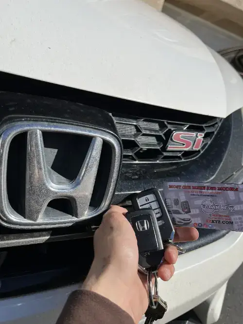 Honda Smart Key Next To Truck Cup Holder - EZ Car Keyz Downtown Encinitas, Encinitas