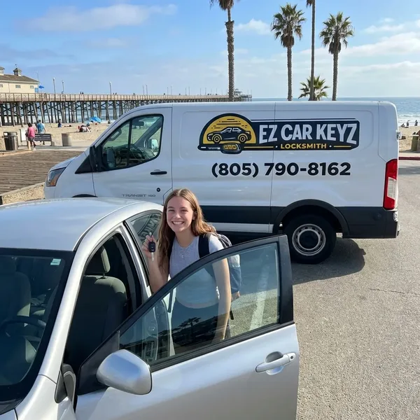 Car key replacement service for SUV near Ventura, Ventura County