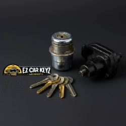 Vintage column lock and keys - aftermarket ignitions and hot rod systems since 1947