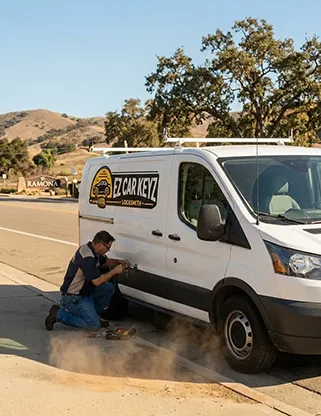 EZ Car Keyz mobile van in Ramona wine country along Highland Valley Rd