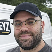 EZ Car Keyz locksmith ready to help in Meiners Oaks