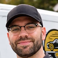 EZ Car Keyz locksmith ready to help in Bay Park