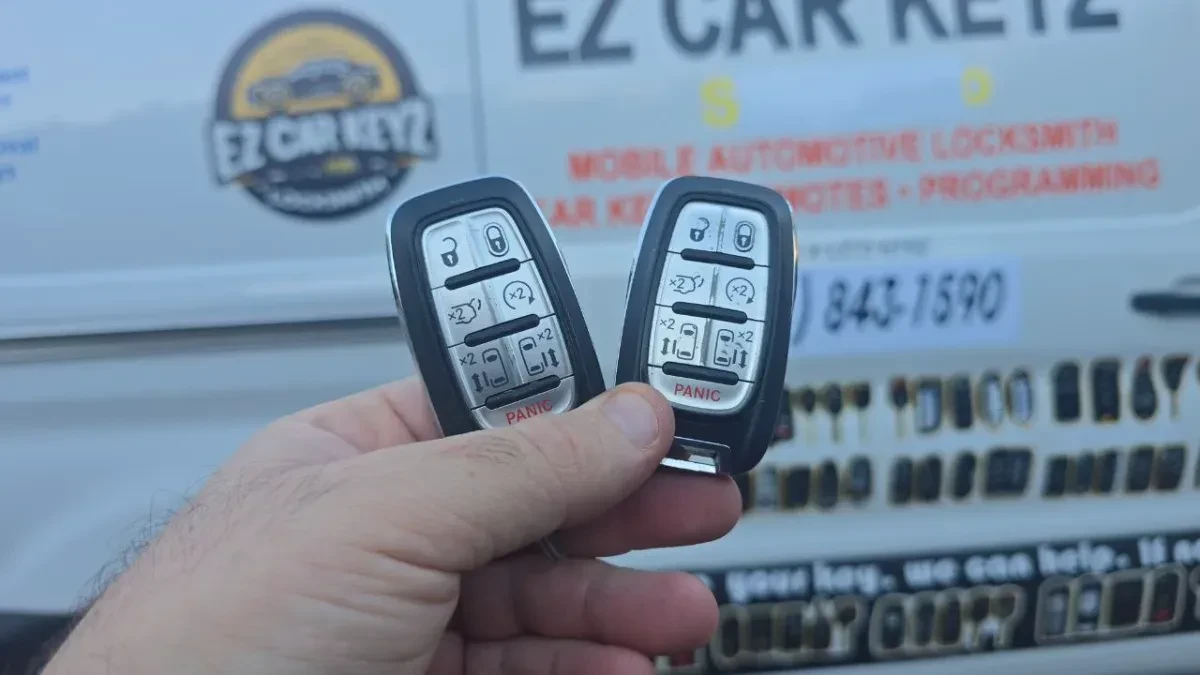 On-site 2000 Chrysler Concorde car key programming in Coronado CA