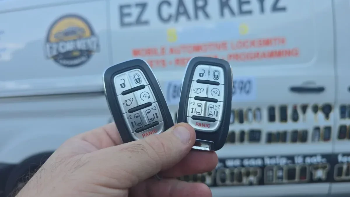Mobile 2004 Chrysler Pacifica key replacement at your location in Encinitas CA