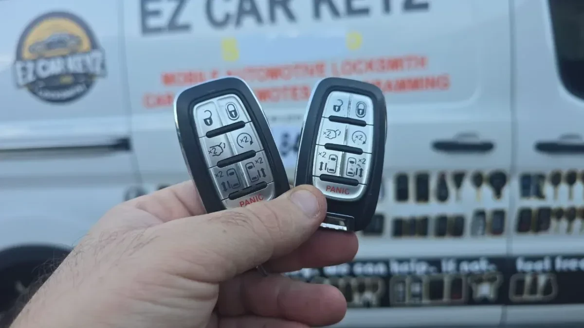 Certified auto locksmith servicing 2008 Chrysler Sebring in Santee CA