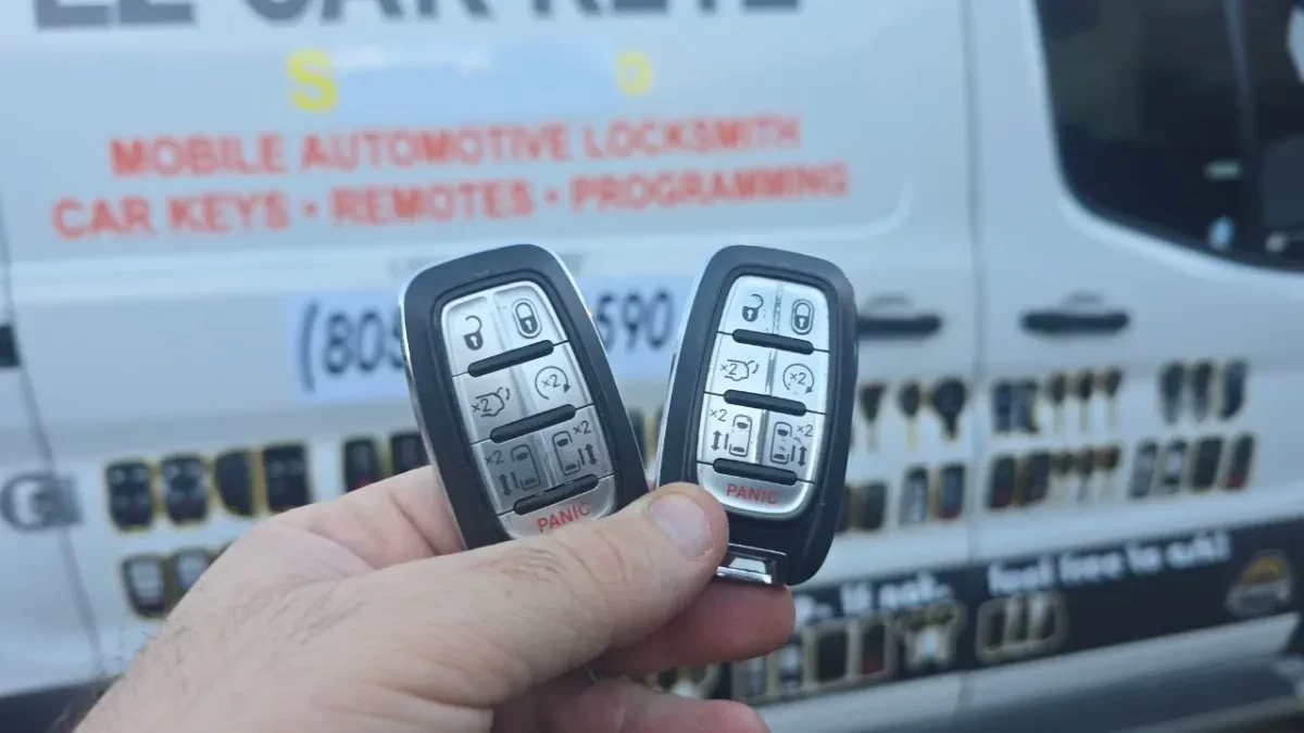 On-site 2022 Chrysler Voyager car key programming in Del Mar CA