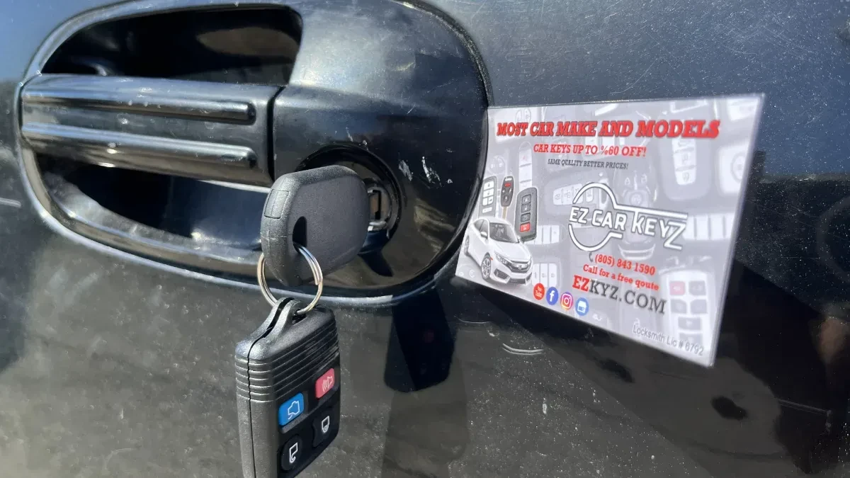Mobile 2002 Ford Crown Victoria key replacement at your location in San Ysidro CA