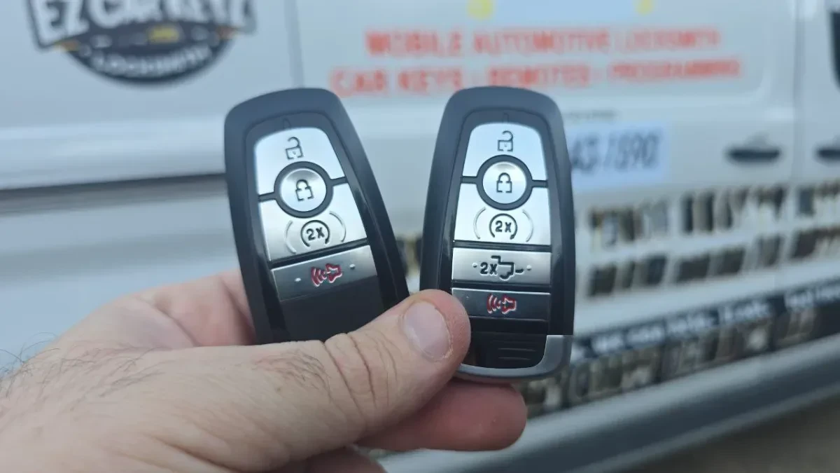 Emergency 2020 Ford Explorer car key service in Otay Mesa CA