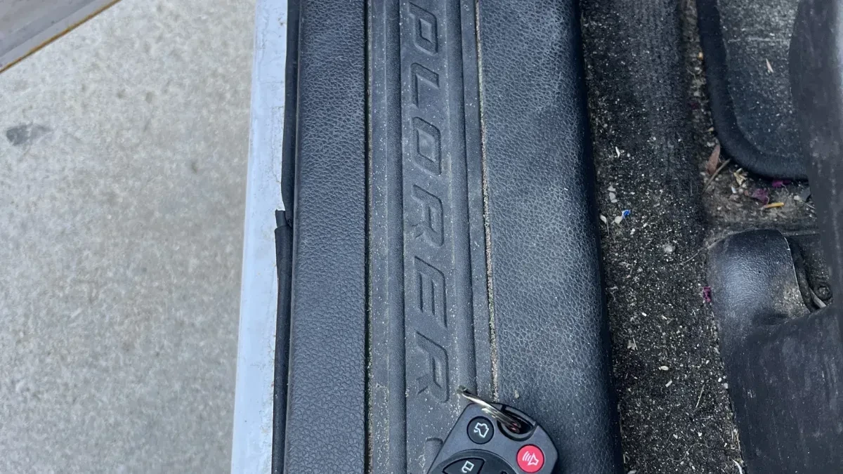 2009 Ford F-250 Affordable Key Replacement - EZ Car Keyz Fallbrook Low cost 2009 Ford F-250 car key service by EZ Car Keyz Fallbrook CA