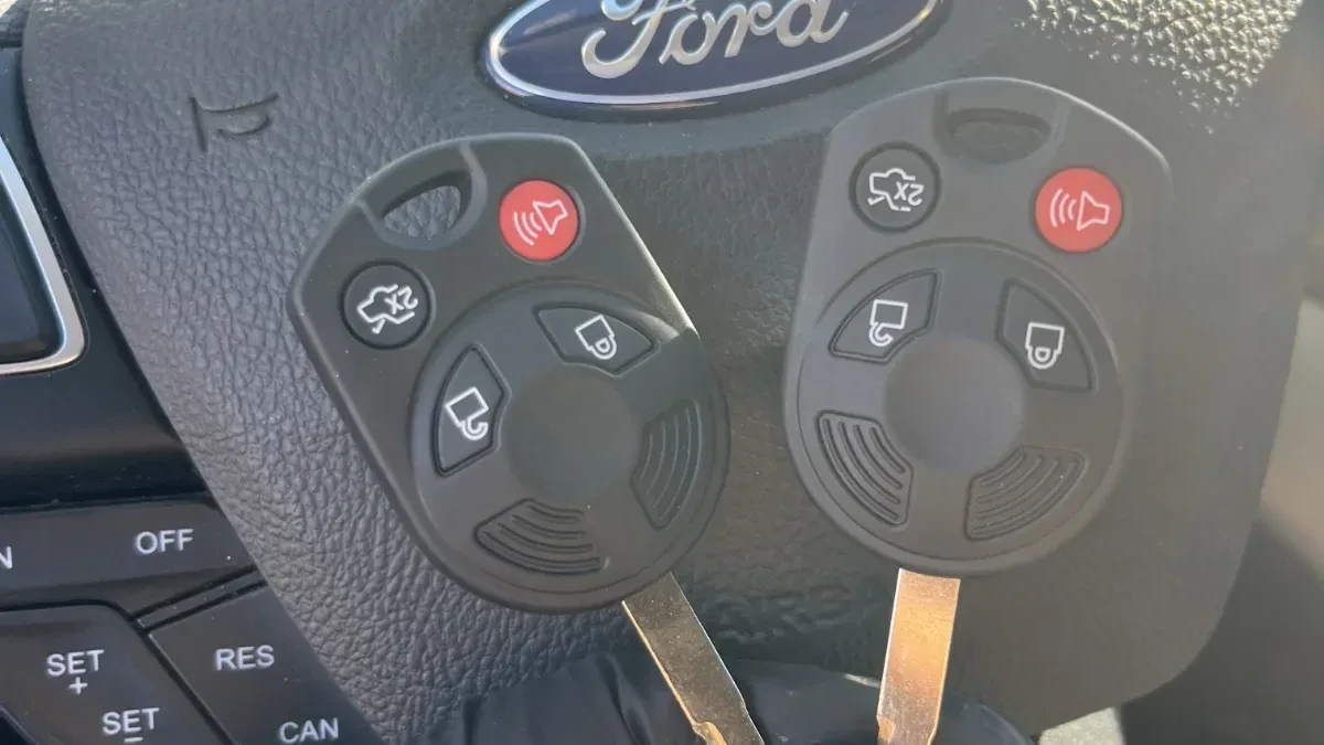 Same-day 2004 Ford Freestar key replacement in Solana Beach CA