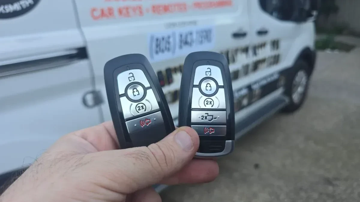 Emergency 2018 Ford Mustang car key service in Otay Mesa CA