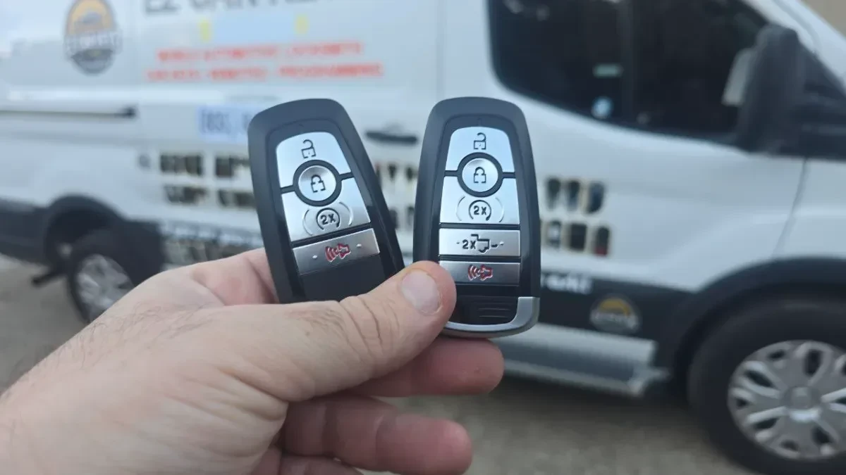 1999 Ford Taurus key replaced in your driveway in Escondido CA