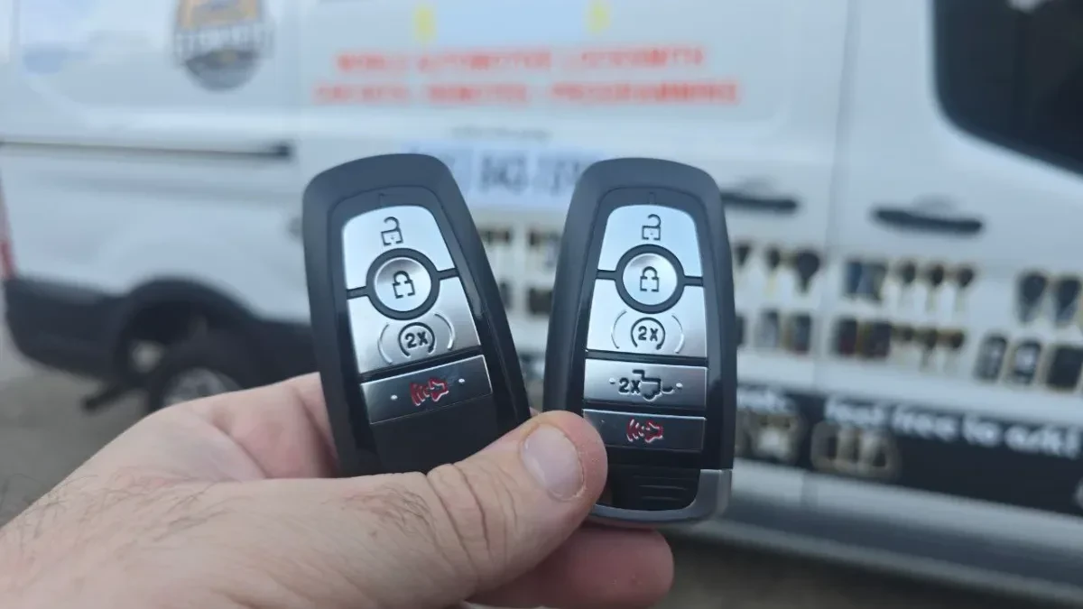 On-site 2003 Ford Taurus car key programming in San Marcos CA