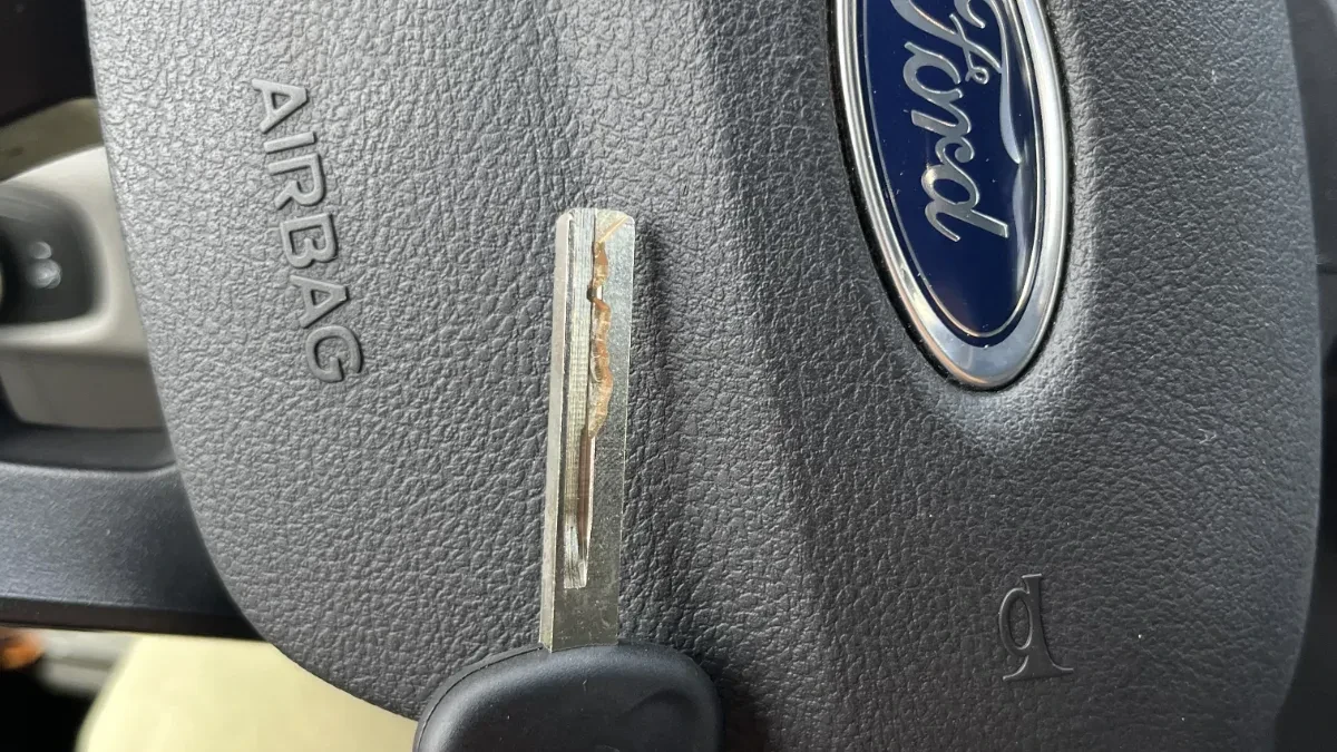 Emergency 2017 Ford Transit car key service in El Cajon CA