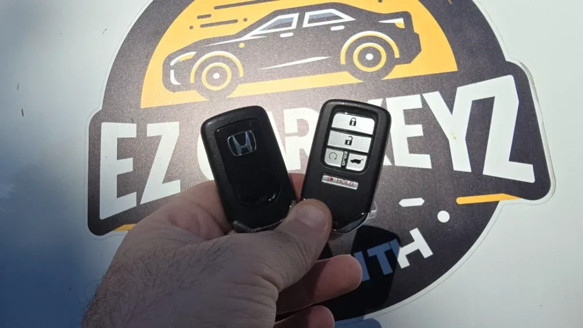 2018 Honda HR-V key made with no spare by EZ Car Keyz Solana Beach CA
