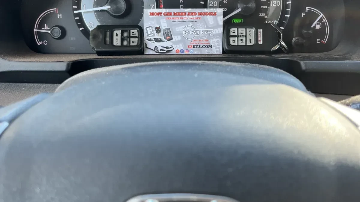 Certified auto locksmith servicing 2009 Honda S2000 in Imperial Beach CA