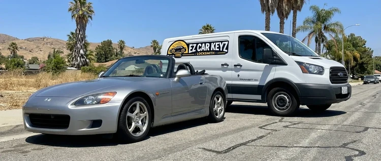 Honda S2000 mobile car key service by EZ Car Keyz in San Diego County