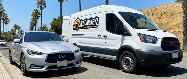 Infiniti Q60 mobile car key service by EZ Car Keyz in San Diego County