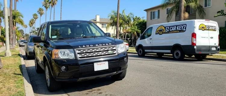 Land Rover Lr2 mobile car key service by EZ Car Keyz in San Diego County