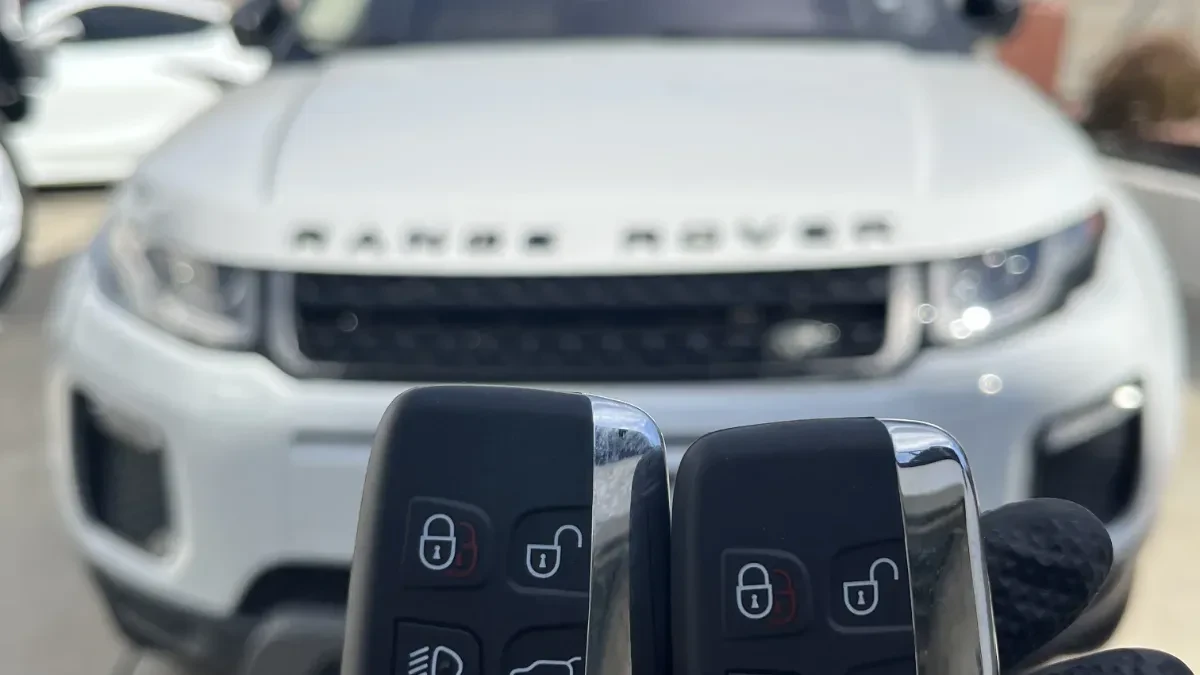 Affordable 2008 Land Rover Range Rover Sport key replacement by EZ Car Keyz in Vista CA