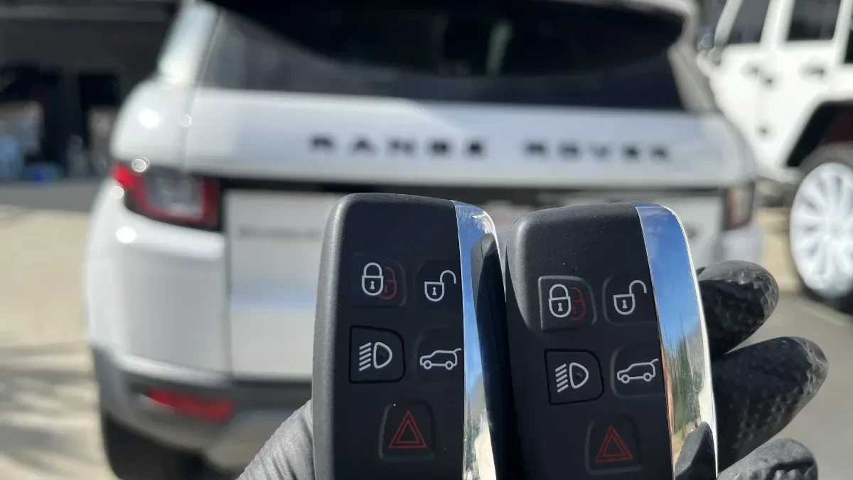 Low cost 2013 Land Rover Range Rover Sport car key service by EZ Car Keyz Alpine CA