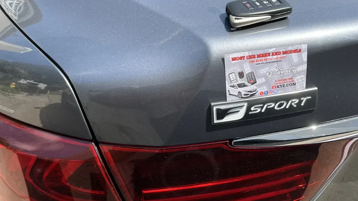 Licensed locksmith replacing 2013 Lexus ES key in Imperial Beach CA