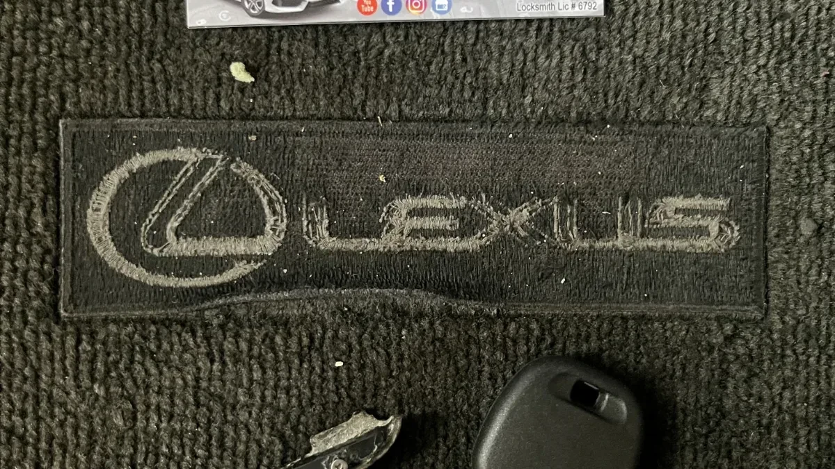 2021 Lexus ES key made with no spare by EZ Car Keyz Lakeside CA