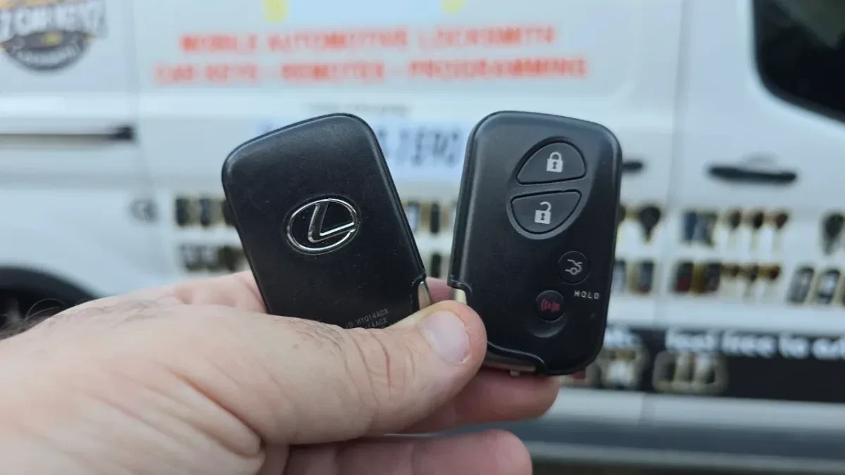 Emergency 2000 Lexus LX car key service in Alpine CA