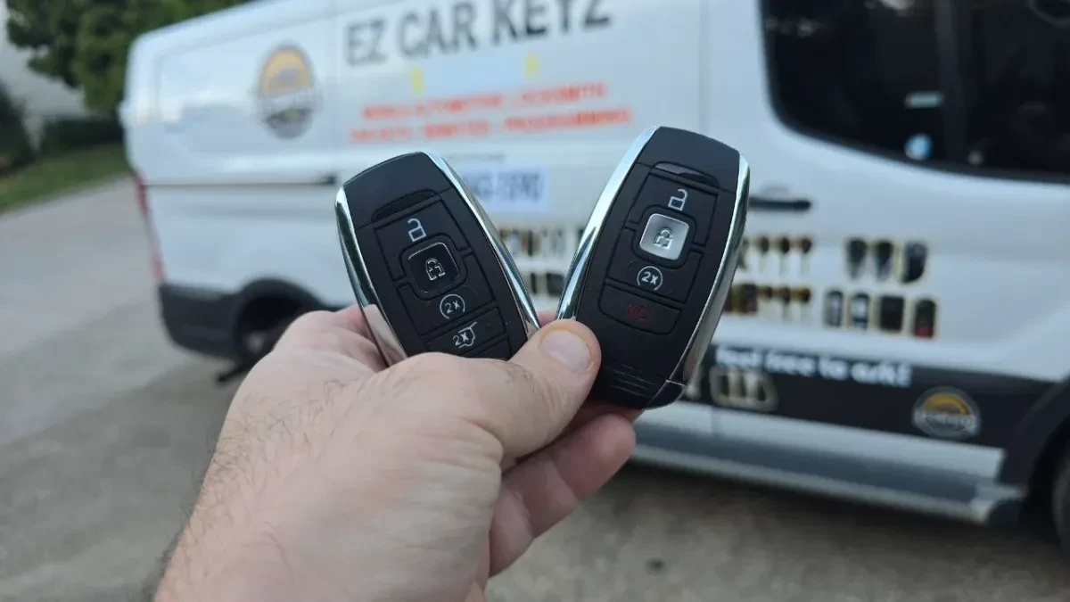 Same-day 2011 Lincoln MKS key replacement in Chula Vista CA