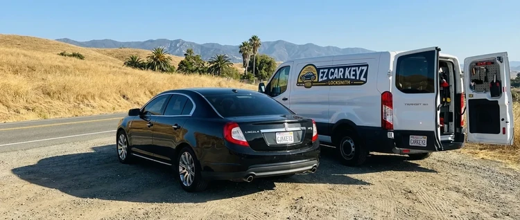 Lincoln MKS mobile car key service by EZ Car Keyz in San Diego County