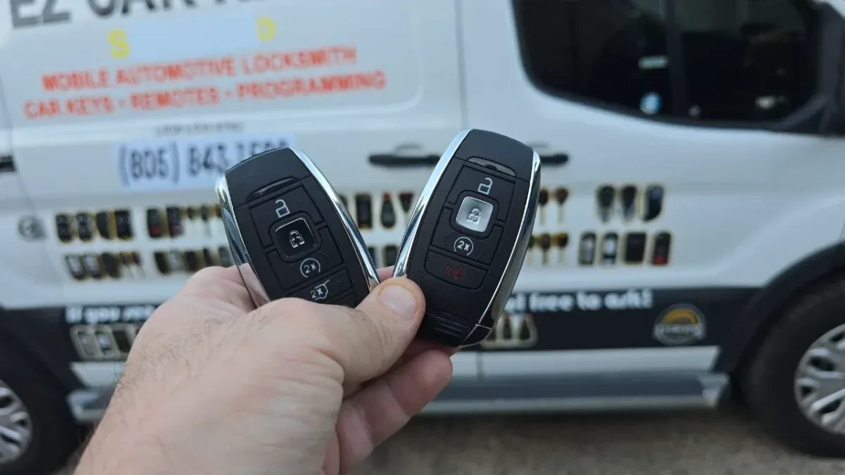 2014 Lincoln Navigator Affordable Key Replacement - EZ Car Keyz Vista Quick turnaround 2014 Lincoln Navigator car key by EZ Car Keyz in Vista CA