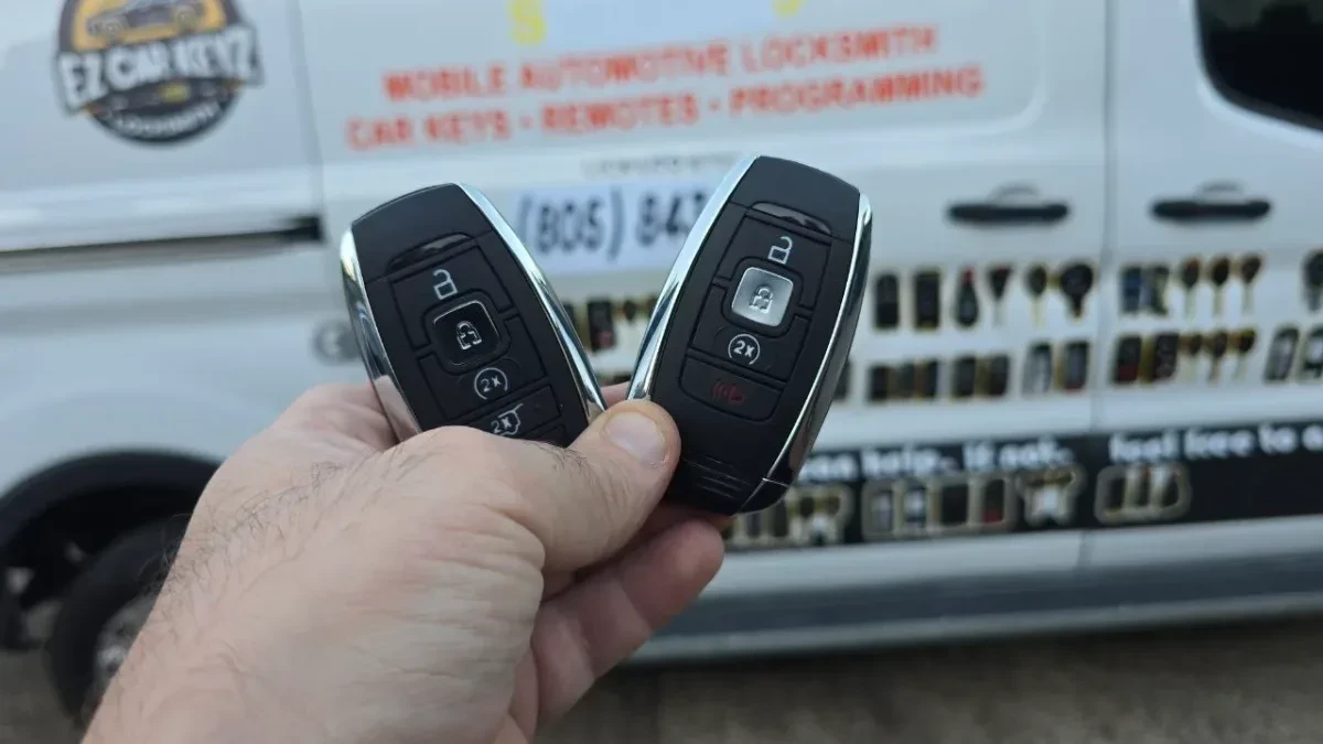 2008 Lincoln Town Car key made with no spare by EZ Car Keyz Spring Valley CA