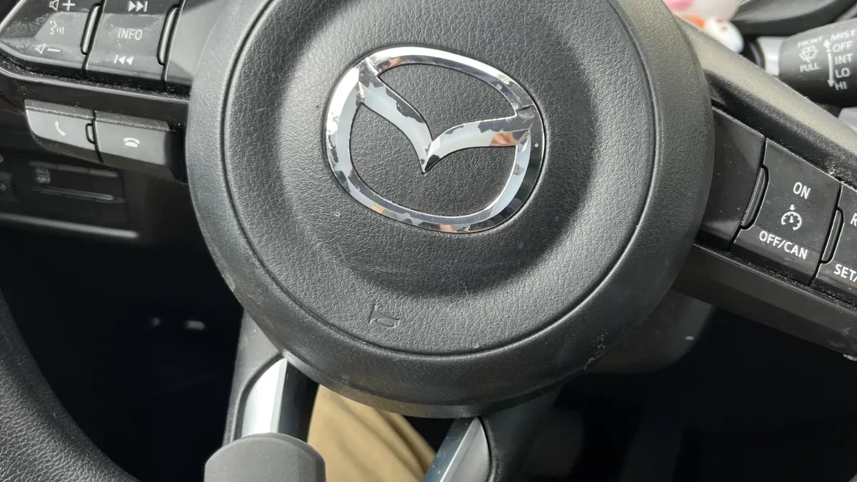 Licensed locksmith replacing 2016 Mazda 6 key in Spring Valley CA