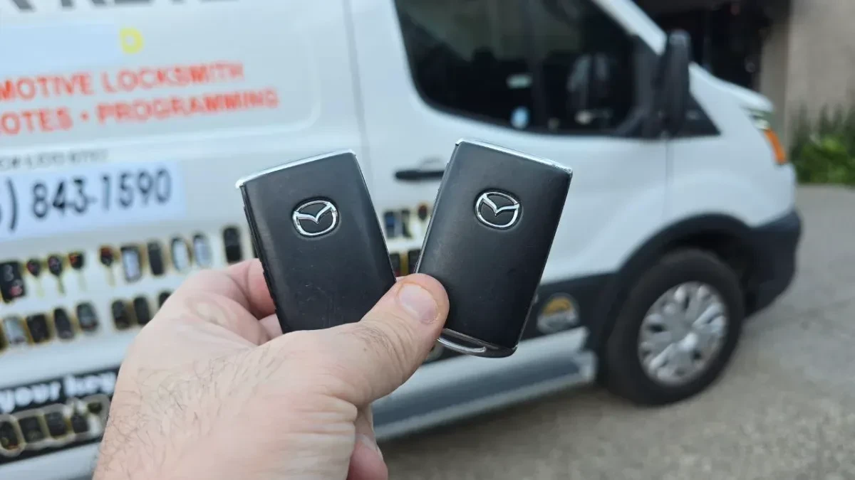Mobile 2008 Mazda CX-7 key replacement at your location in Otay Mesa CA