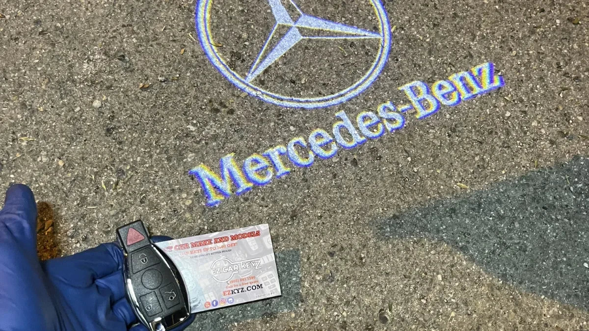 Low cost 2003 Mercedes-Benz SLK car key service by EZ Car Keyz Carlsbad CA