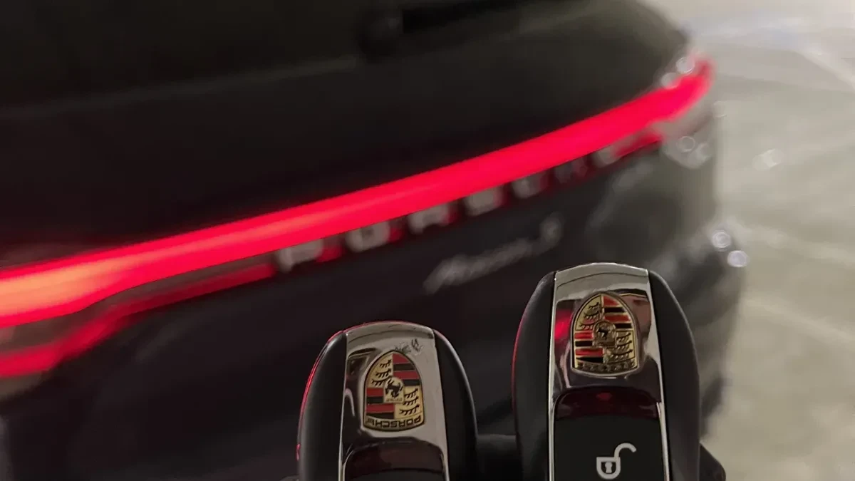 2010 Porsche 911 Affordable Key Replacement - EZ Car Keyz Spring Valley Emergency 2010 Porsche 911 car key service in Spring Valley CA