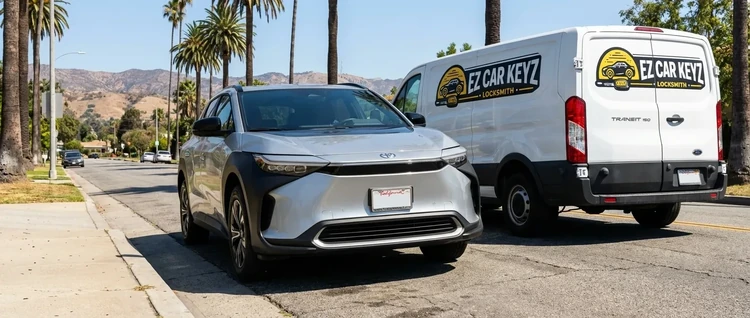 Toyota 4RUNNER mobile car key service by EZ Car Keyz in San Diego County