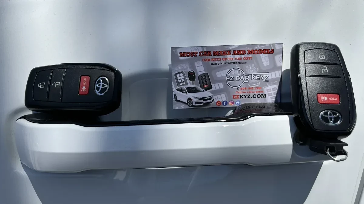On-site 2016 Toyota Avalon car key programming in Carlsbad CA