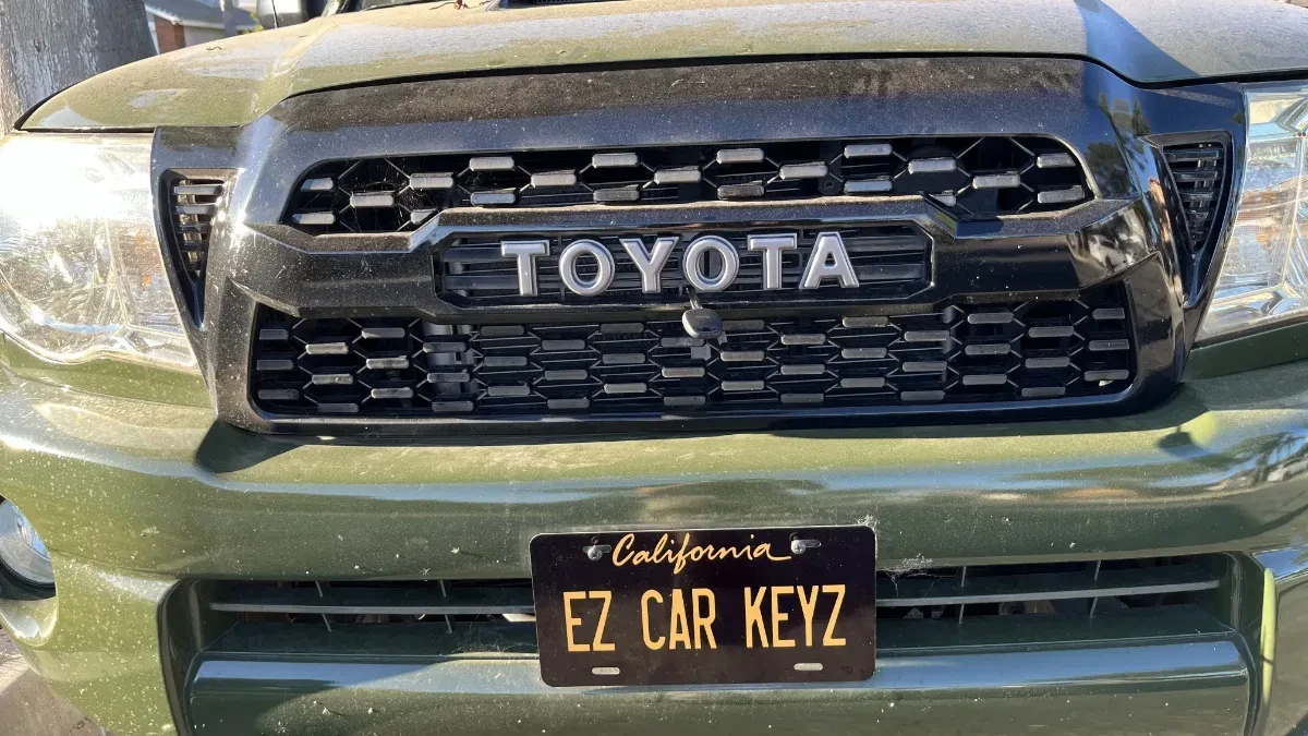 Licensed locksmith replacing 2012 Toyota RAV4 key in Otay Mesa CA