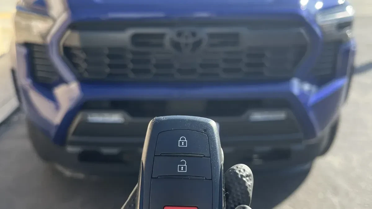 Mobile 2005 Toyota Sienna key replacement at your location in San Marcos CA