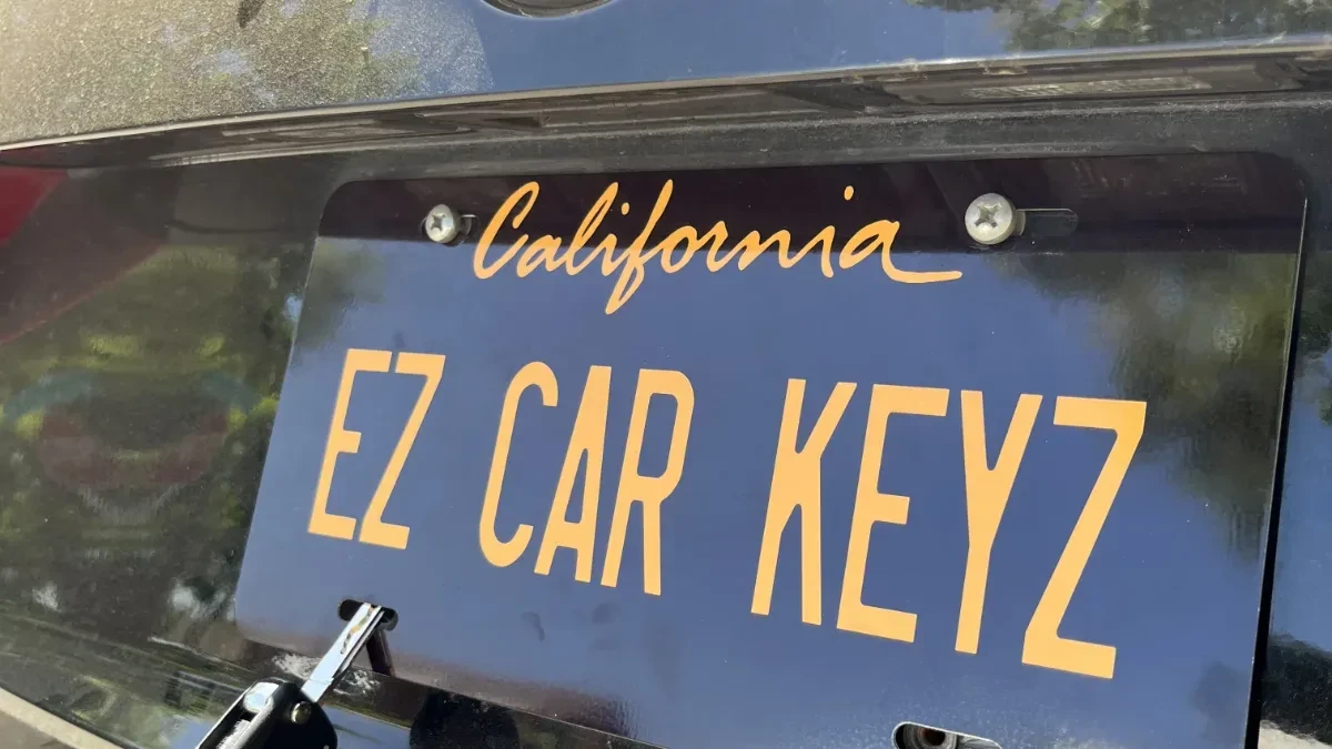 Certified auto locksmith servicing 2010 Volkswagen EOS in Lemon Grove CA