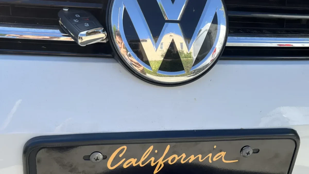 Insured mobile locksmith working on 2011 Volkswagen Passat in Oceanside CA