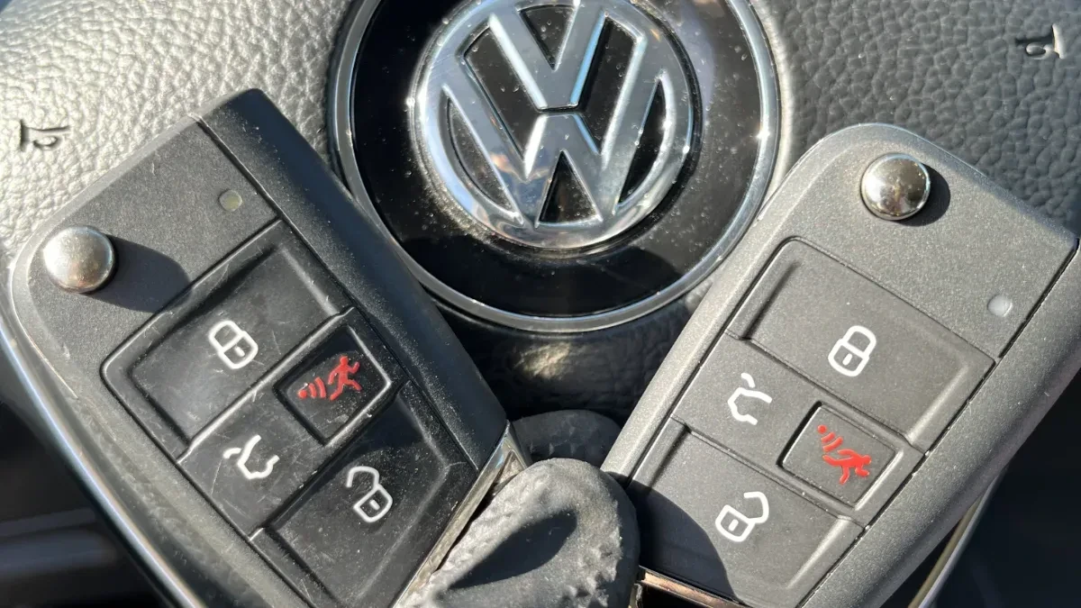Low cost 2012 Volkswagen Tiguan car key service by EZ Car Keyz Ramona CA