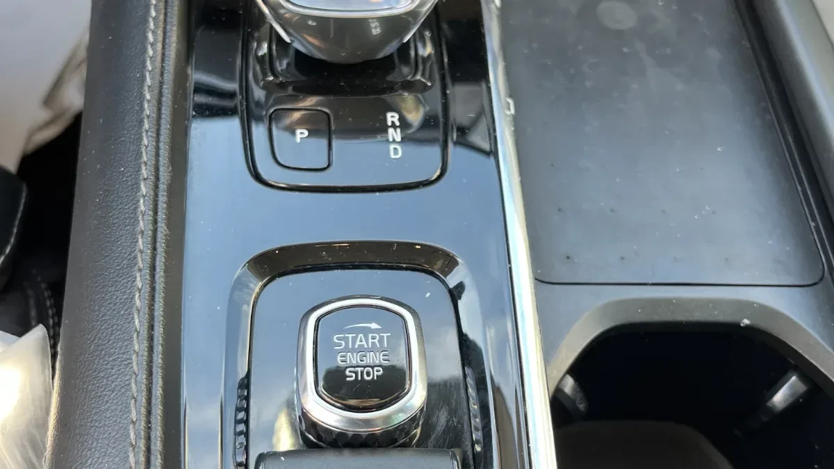 Same-day 2016 Volvo Xc70 key replacement in Vista CA
