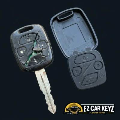 Mitsubishi Cracked Rubber Pads on Aging Colt Z30 Fobs