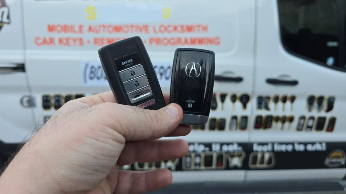Affordable 2003 Acura MDX key replacement by EZ Car Keyz in Oxnard CA
