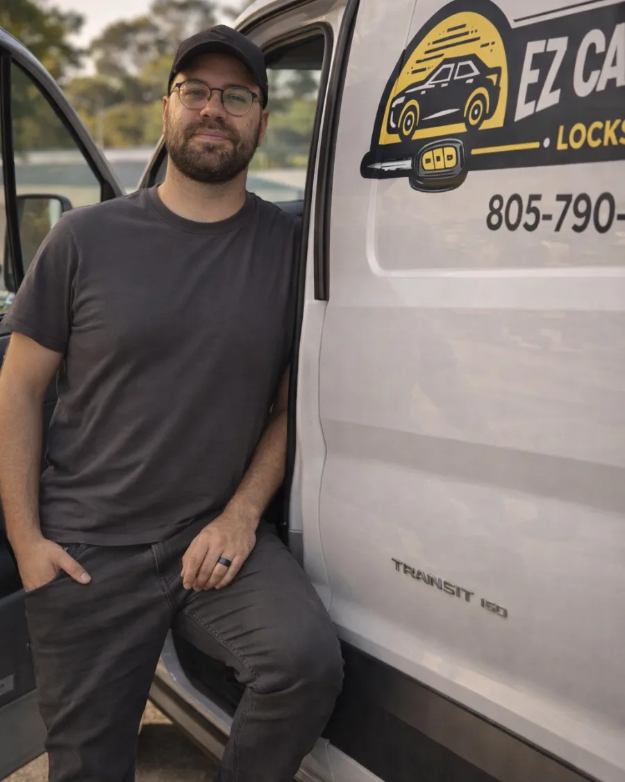 Stranded without a 2019 Acura MDX key? EZ Car Keyz Ventura CA can help