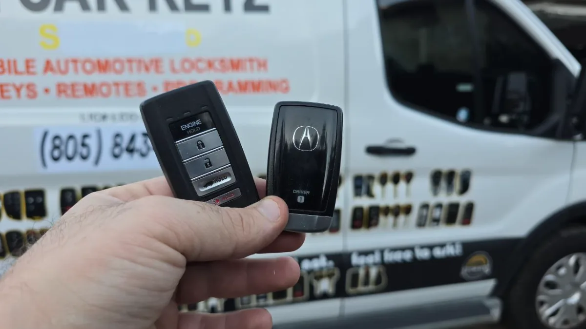 Licensed locksmith replacing 2012 Acura RDX key in Oxnard CA